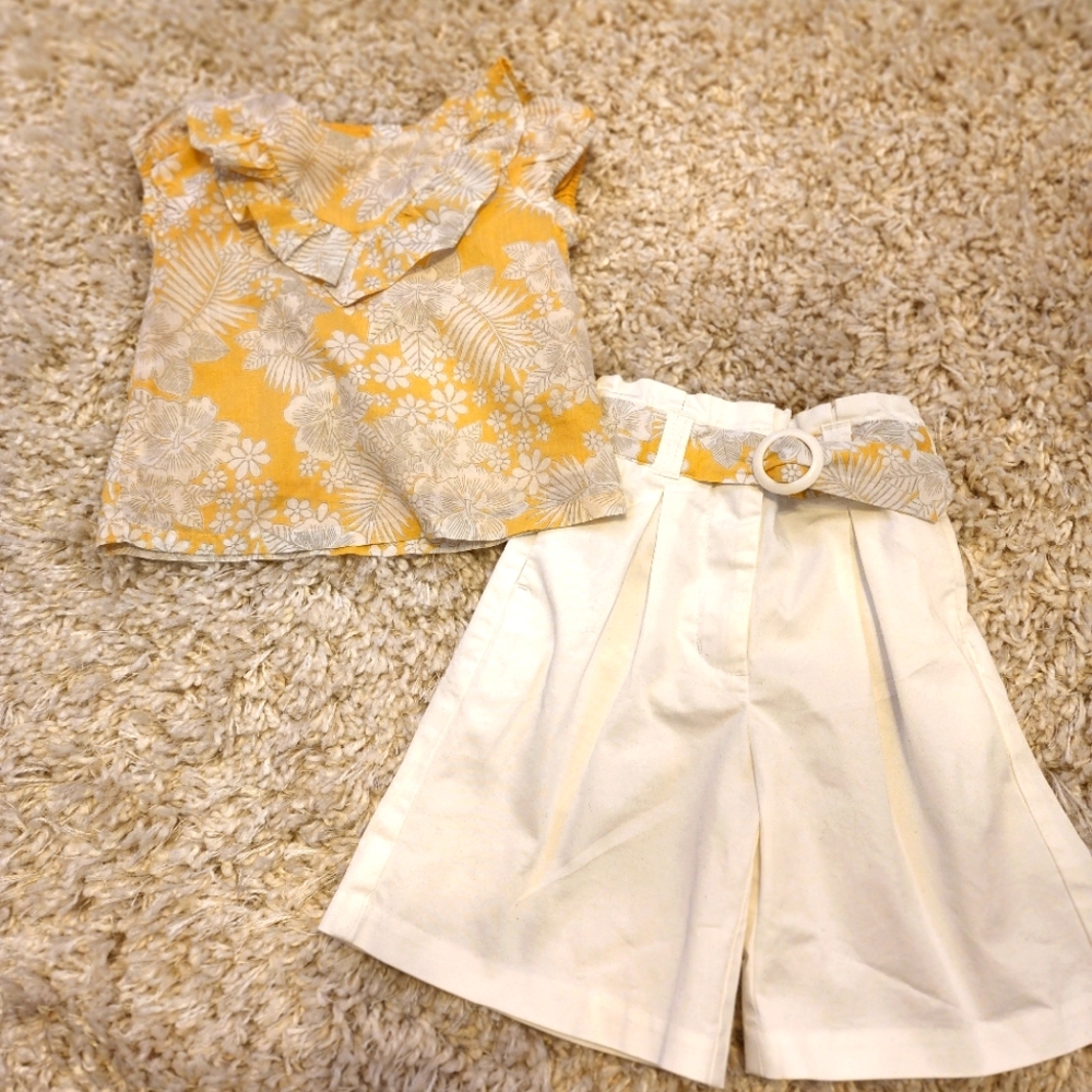 Beautiful top and bottom selling as 1 piece. Janie and Jack. Size 18 months.